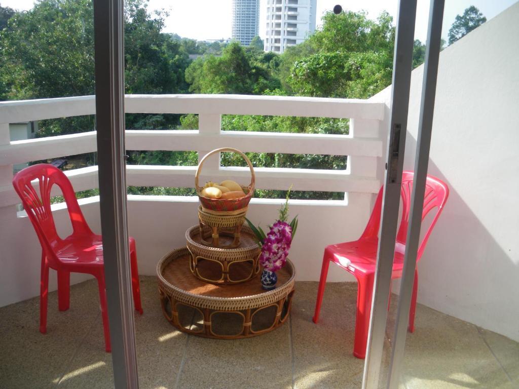 Студия с балконом в Beachfront Cozy Studio