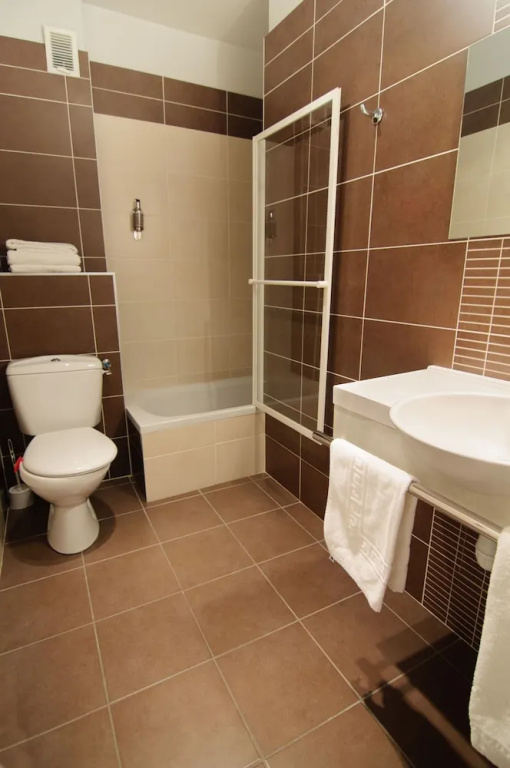 The Originals City, Hôtel Dau Ly - Chambres