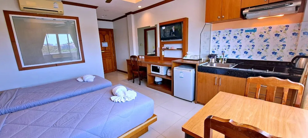 Двухместный номер Standard 2 отдельные кровати в Green Harbor Hotel & Service Apartment