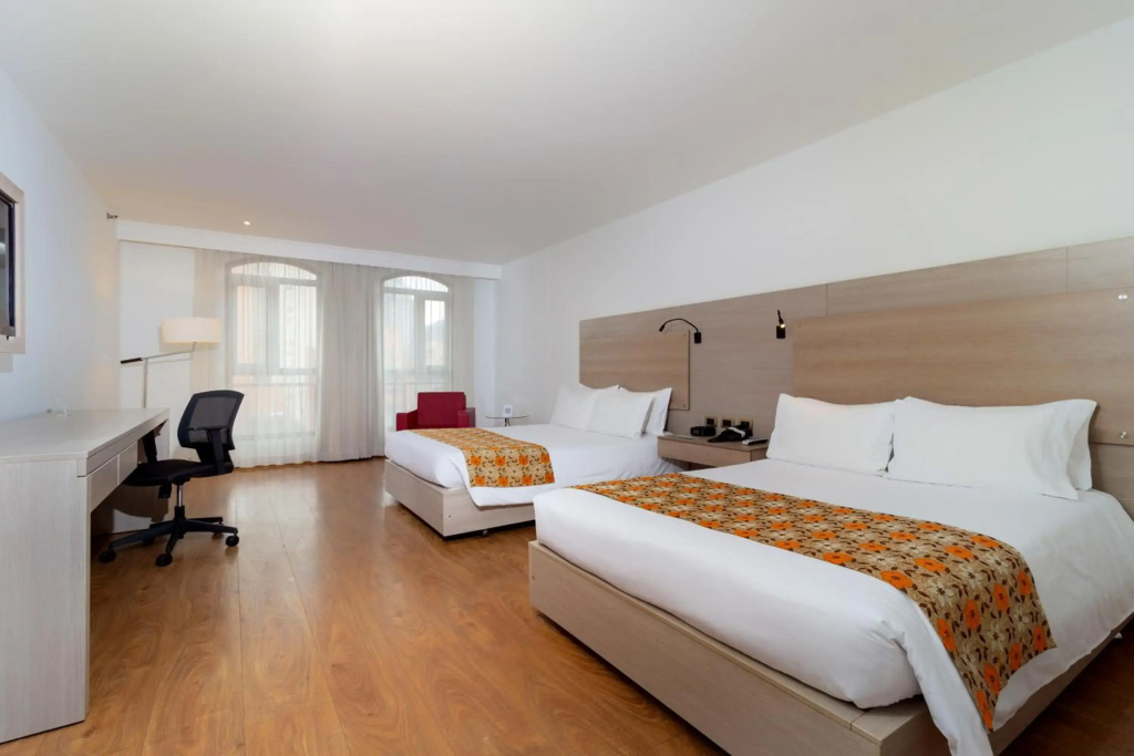 Hotel Rosales Plaza - Général