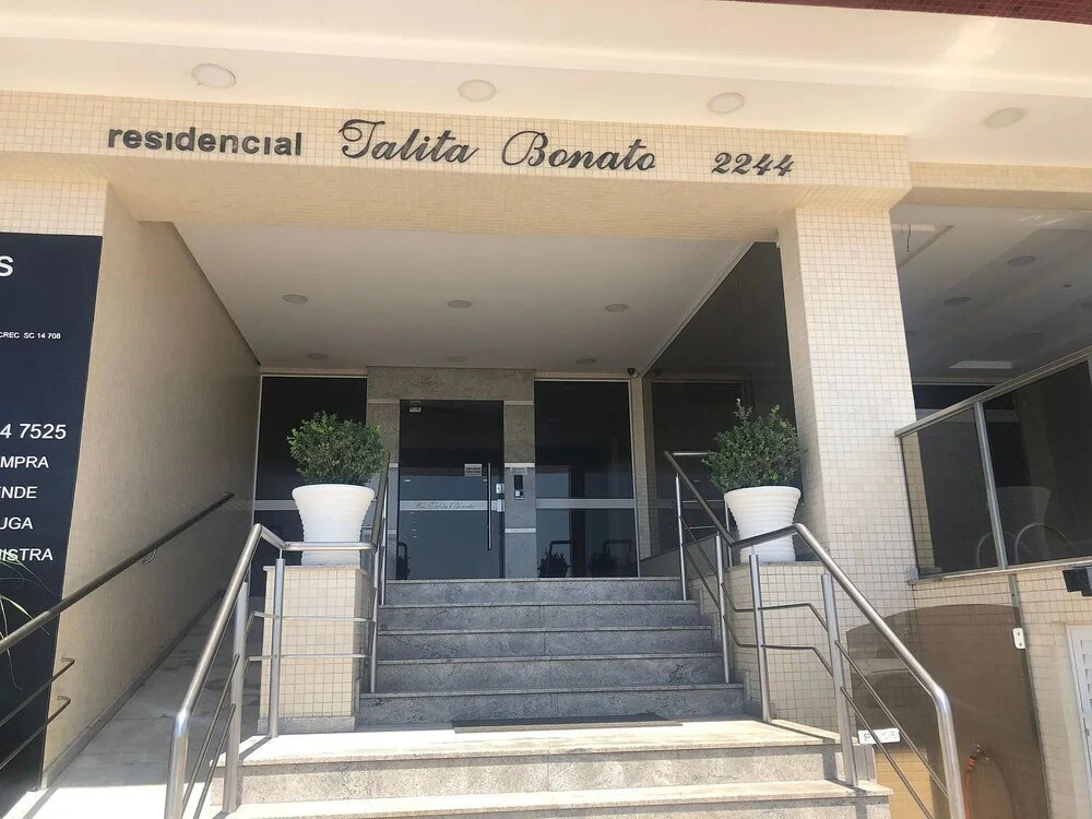 Apto Pé na Areia