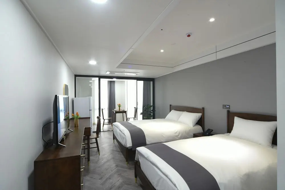 Deluxe Double room (twin beds)