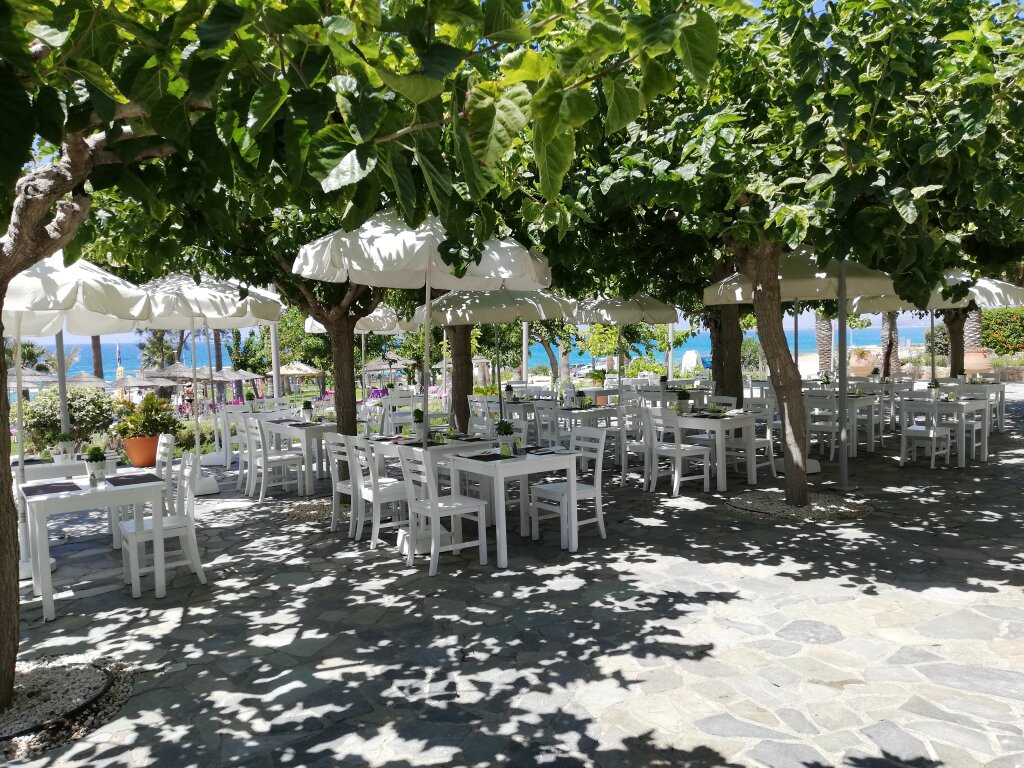 St. George Beach Hotel & Spa Resort picture