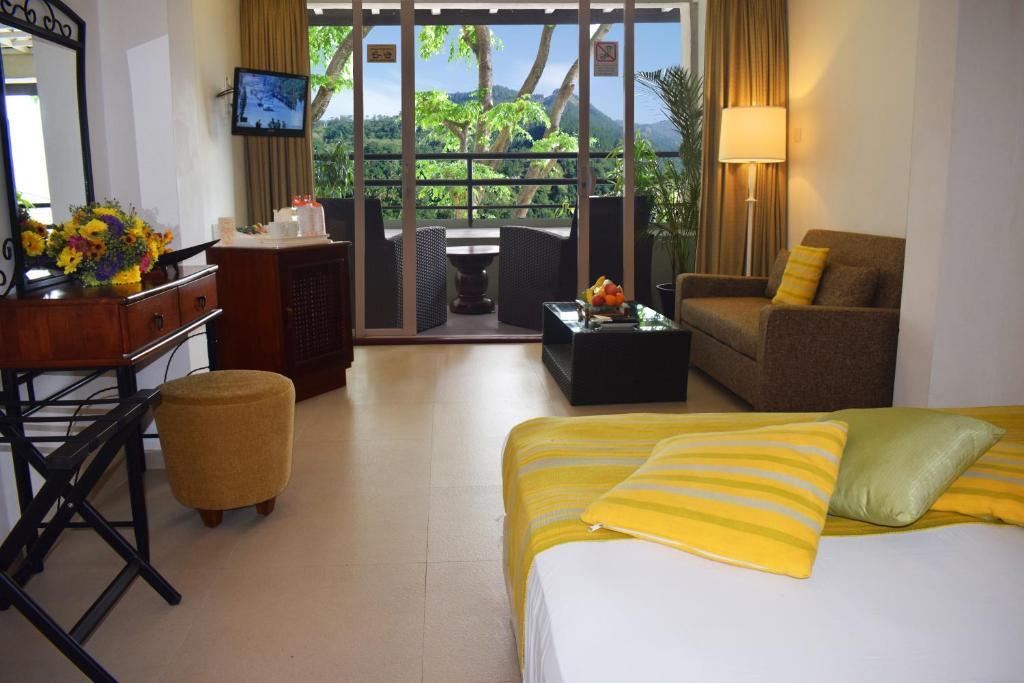 Thilanka Hotel