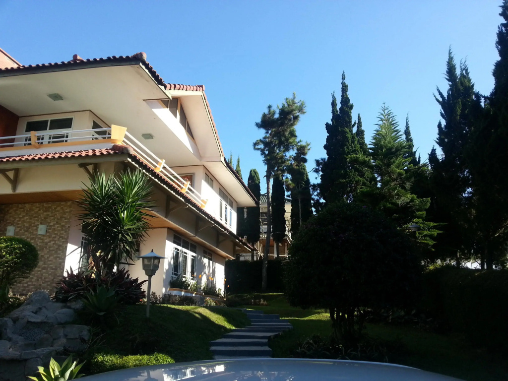 Villa Bougenvile Lembang Asri