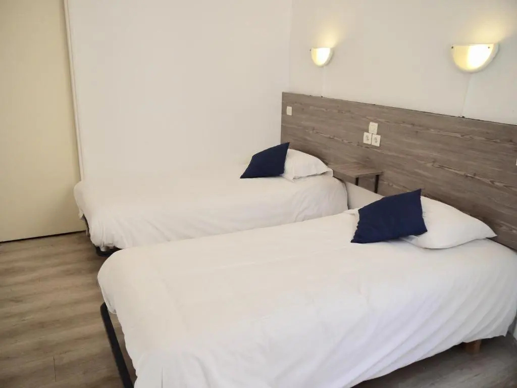Standard Double room (twin beds)