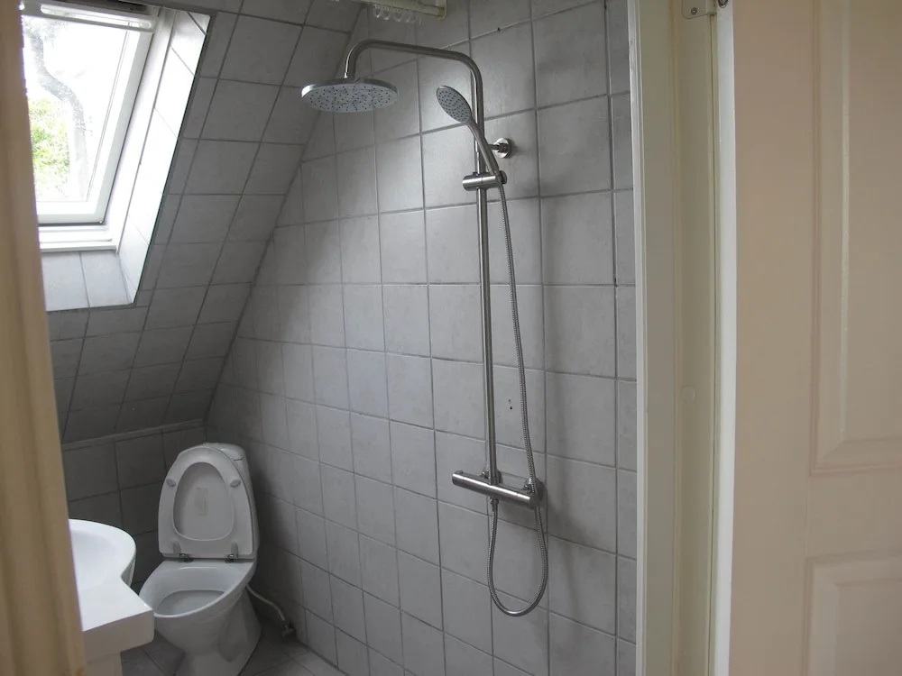 Economy Single room with balcony (single bed)