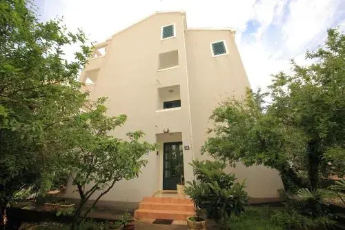 Guest house Zenović