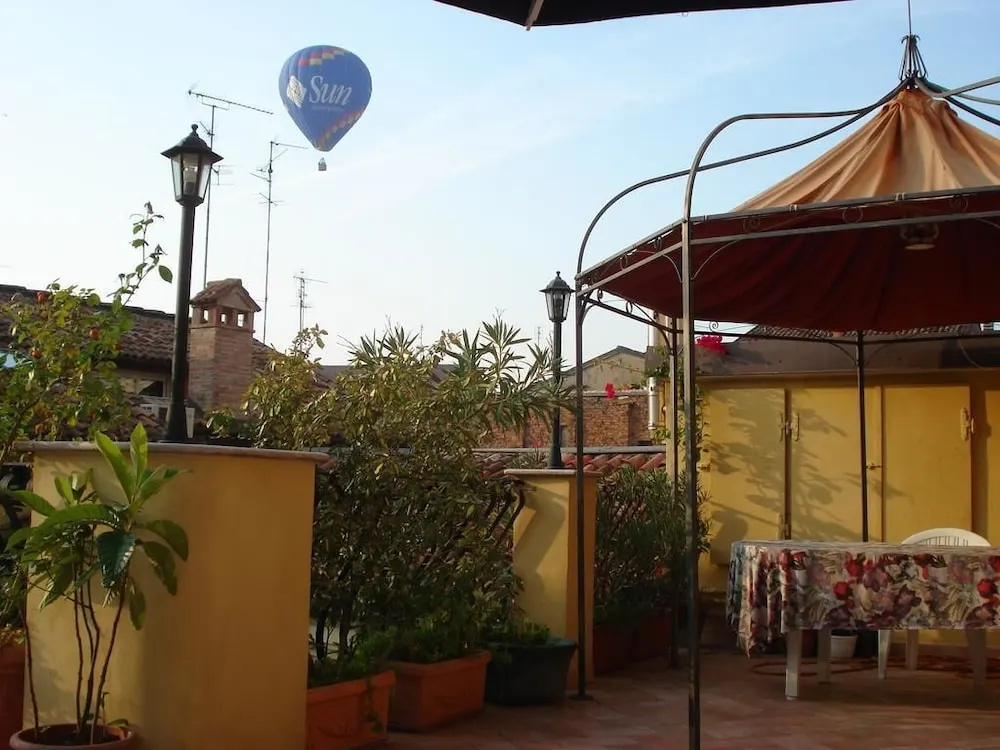 Hotel photo 16