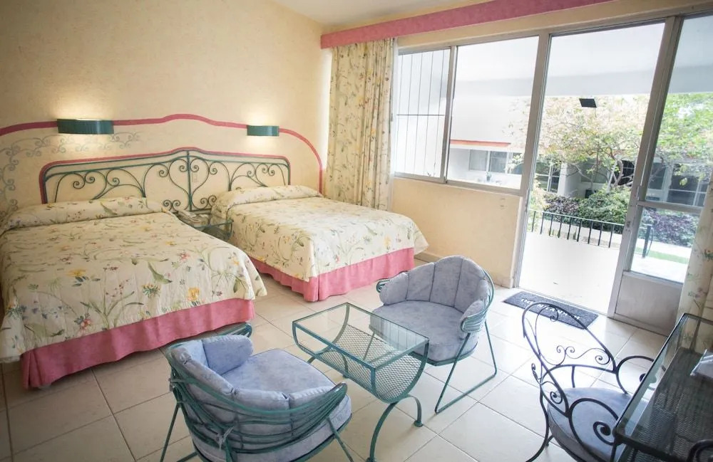 Hotel Jacarandas — фото 2