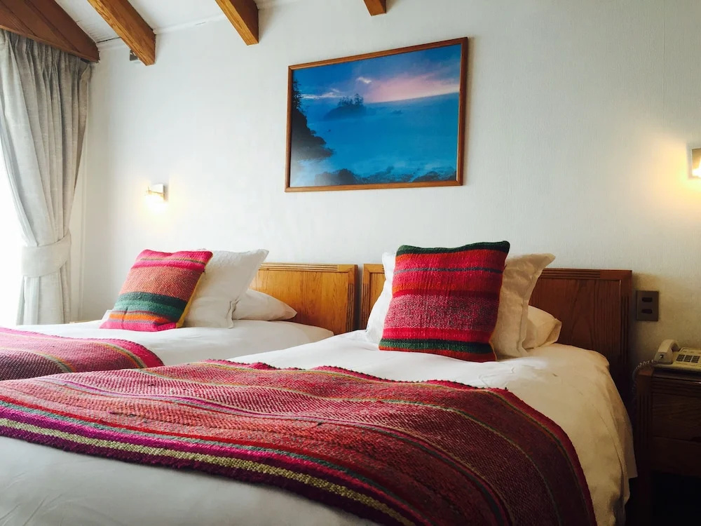 Standard Double room with partial sea view (full double bed)