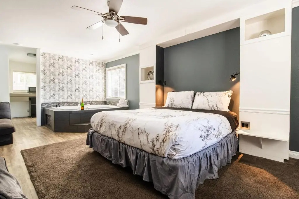 Big Bear Spa Suites - Chambres