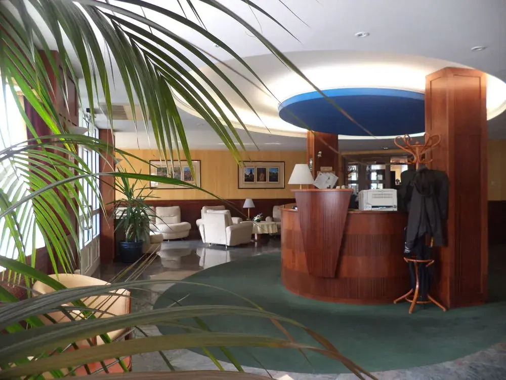 Hotel Borsodchem - фото 2