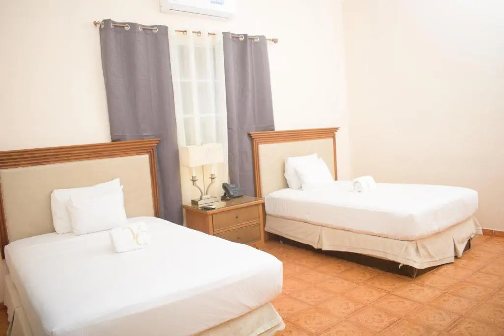Deluxe Double room (full double bed)