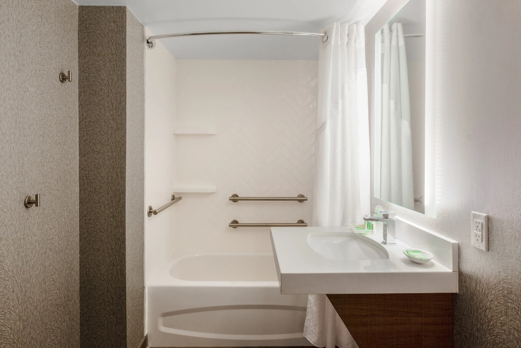 Holiday Inn La Mirada – Buena Park by IHG - Général