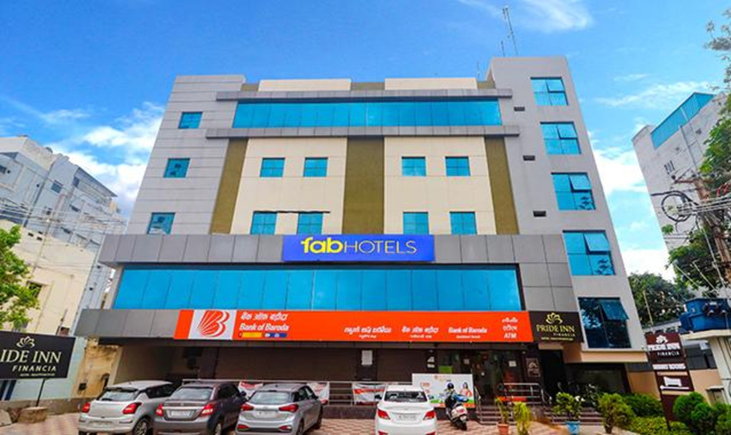 Fabhotel Pride Inn Financia
