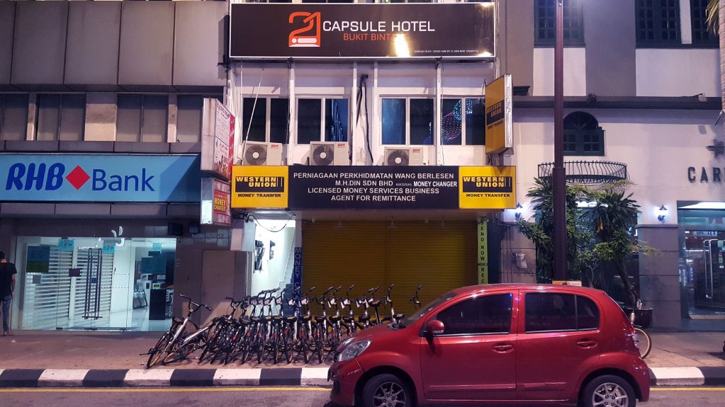 The 8 Capsule Hotel Bukit Bintang image