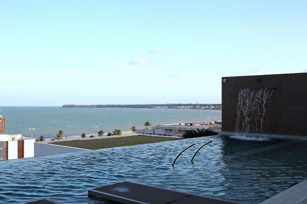 Beach & Waterfront