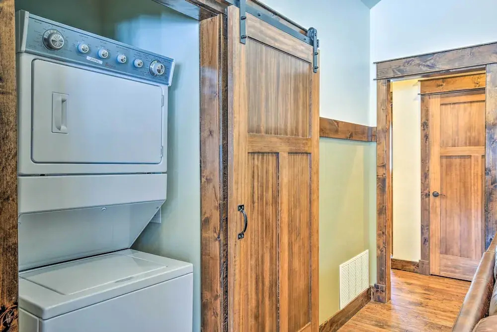 Dog-friendly Cabin in the Heart of Grand Lake! - фото 9