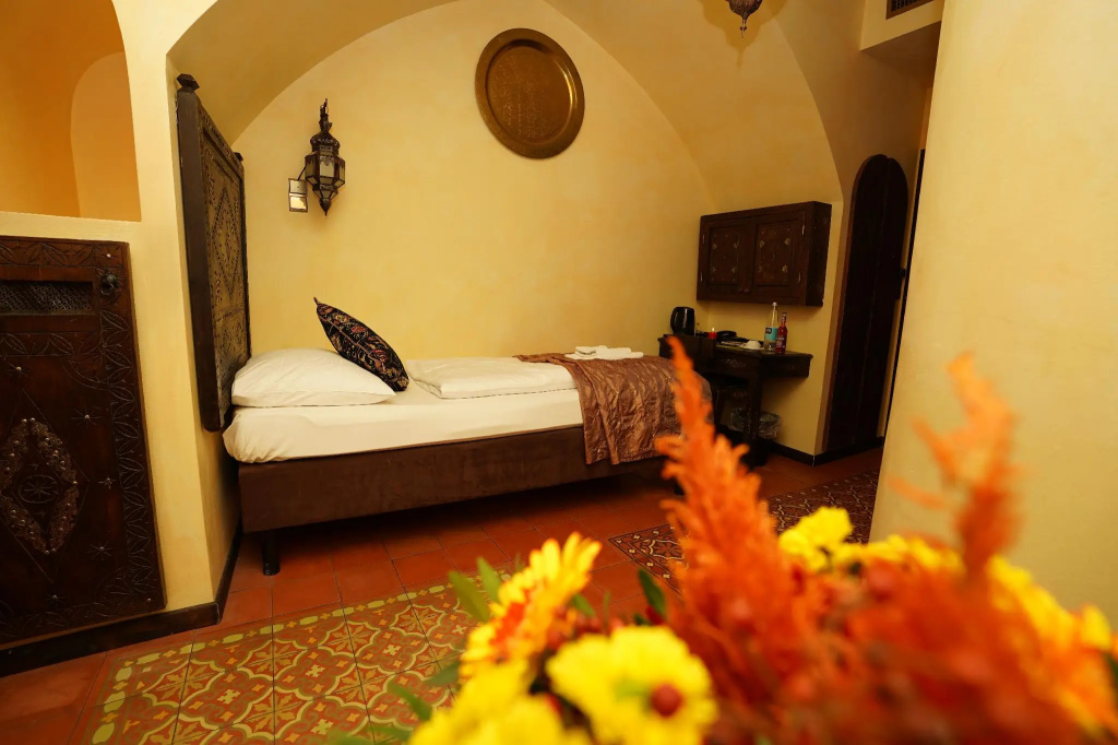 Hotel Villa Oriental & Restaurant — 4