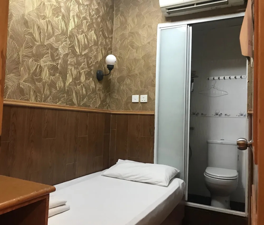 Standard Single room (single bed)