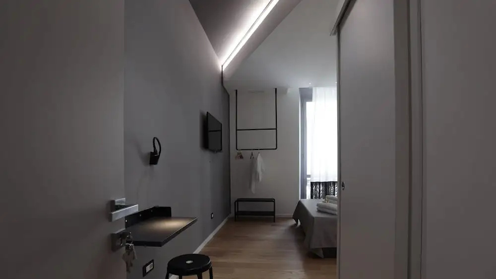 Standard Double room with balcony (full double bed)