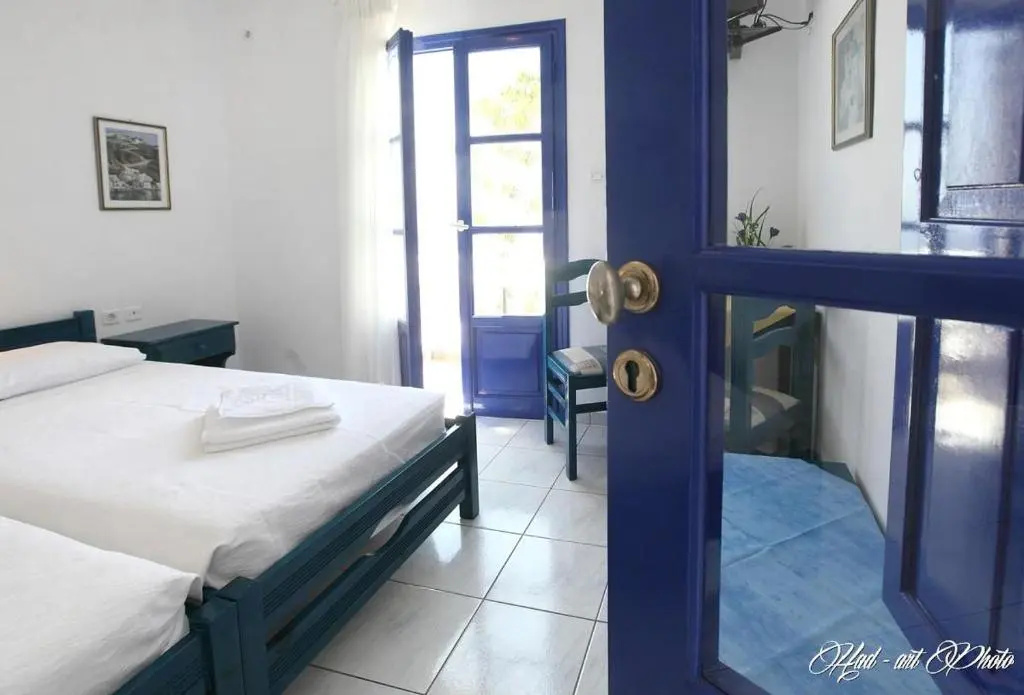 Superior Double room with balcony (full double bed)