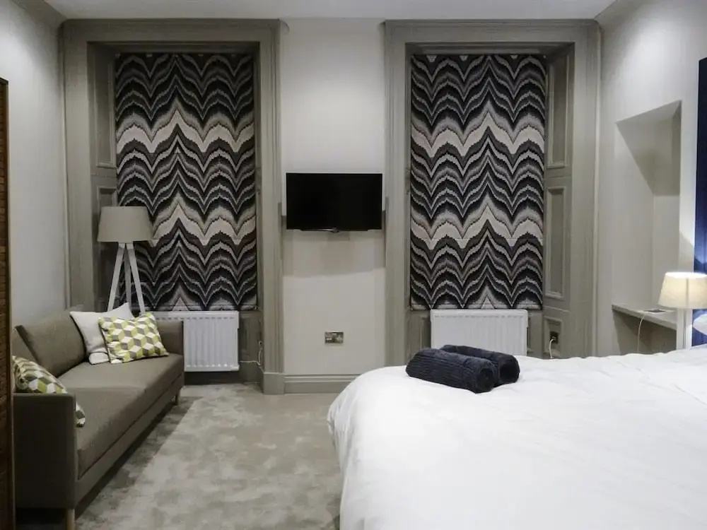 Double Apartment (full double bed)
