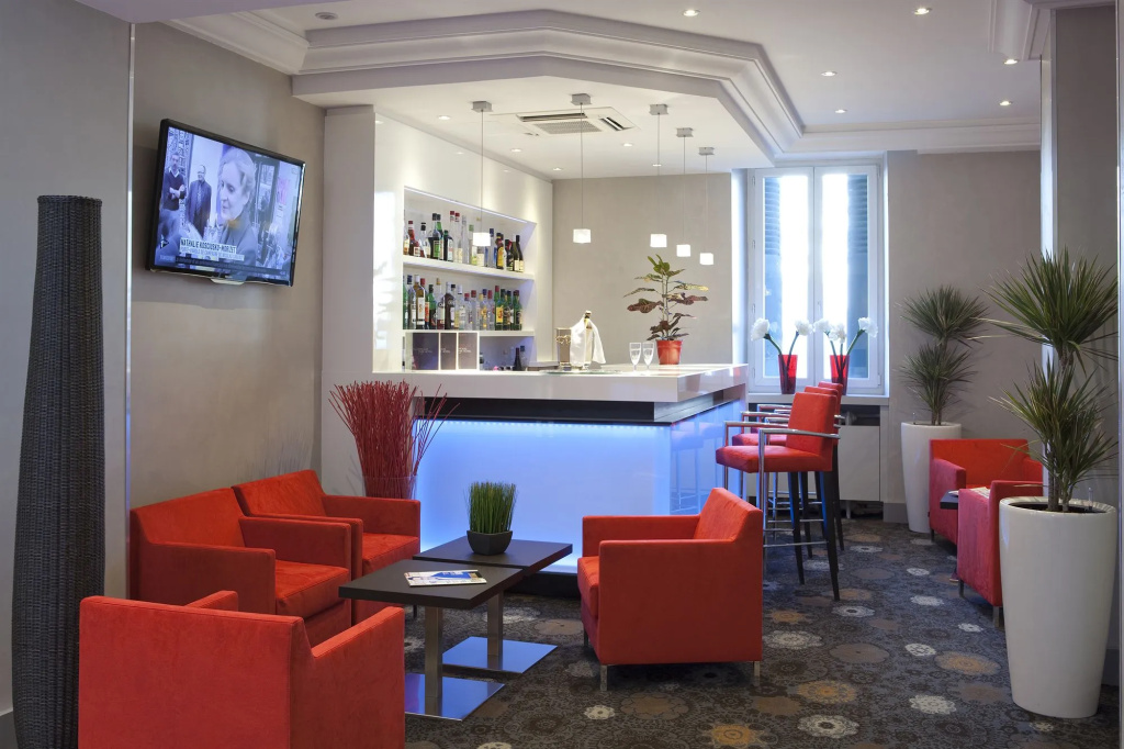 Hotel photo 11