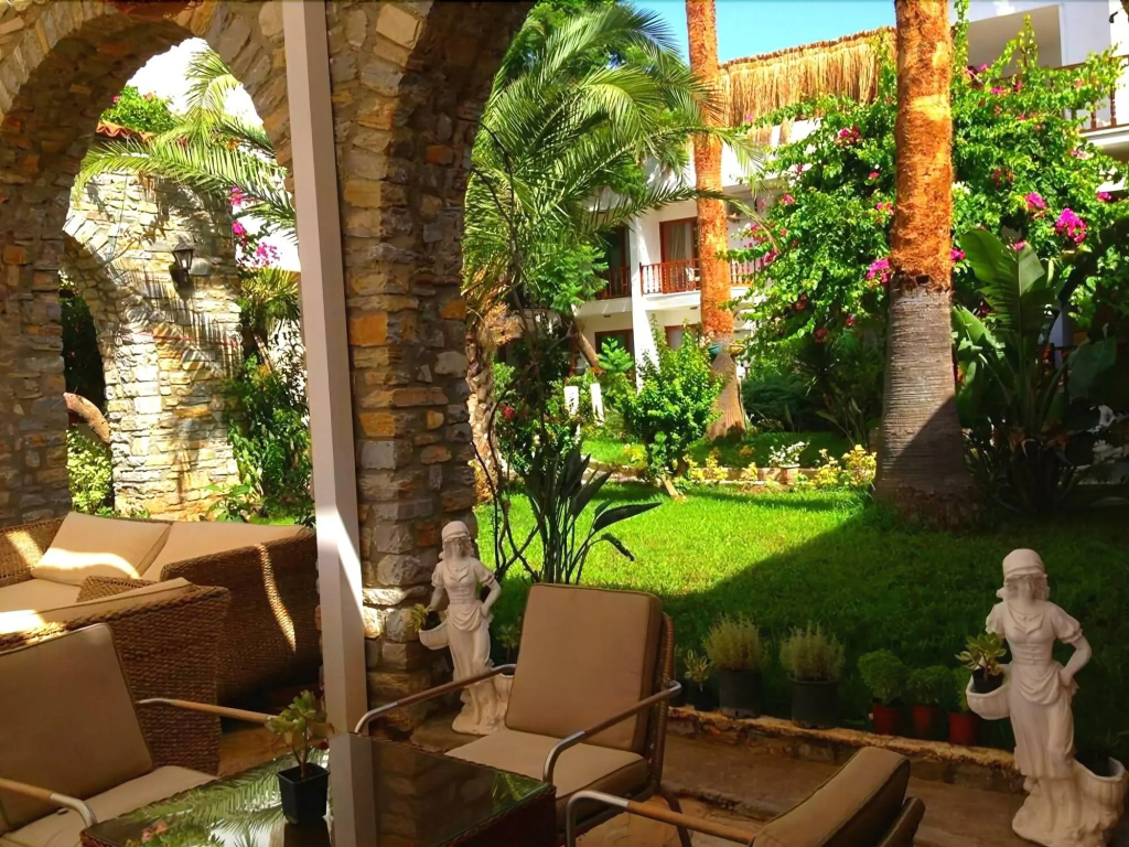Ekincik Beach Hotel