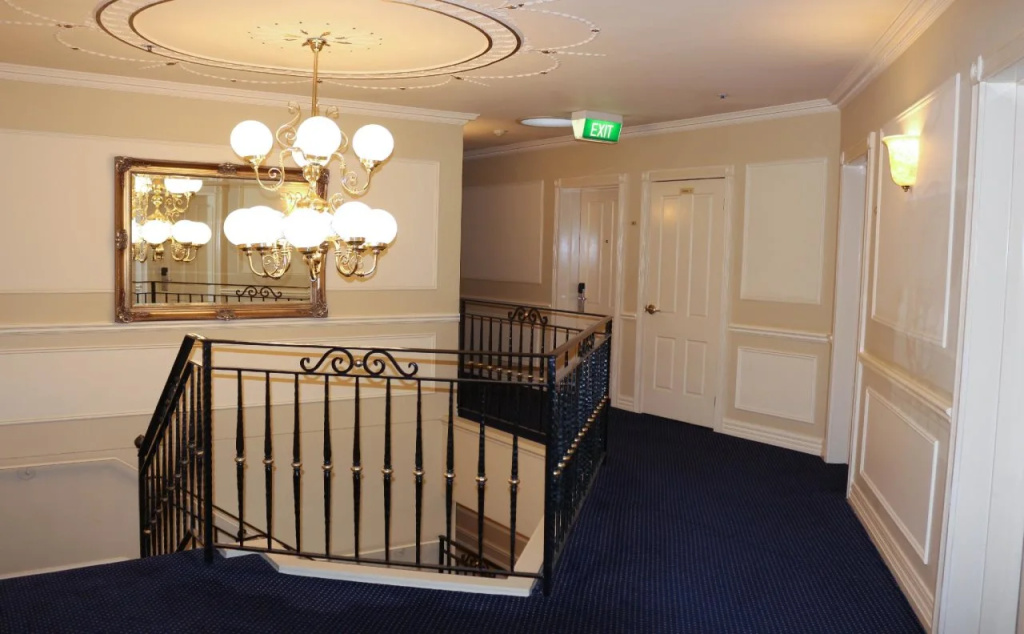 Canterbury International Hotel - Général