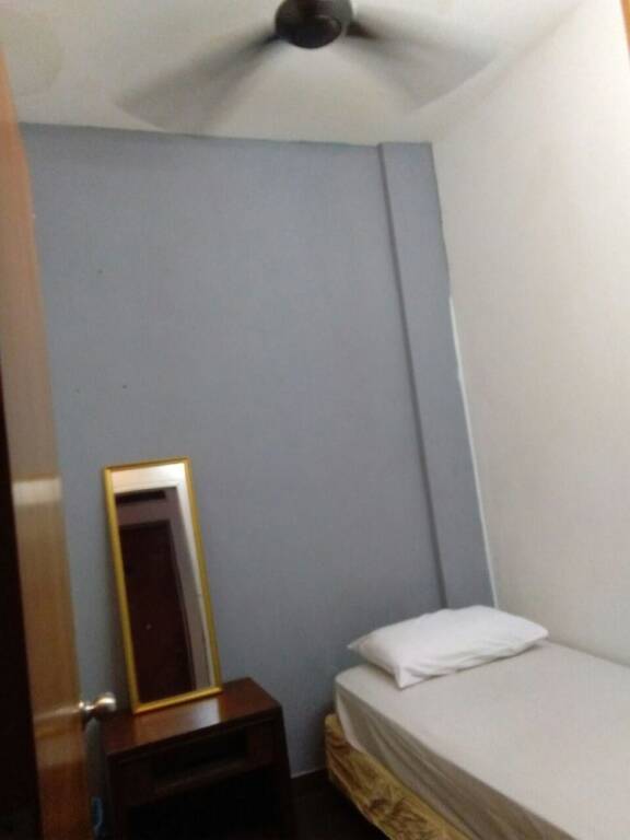 Cintamani Travellers Lodge