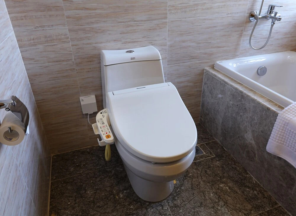 Yuwa Serviced Aparthotel — 2