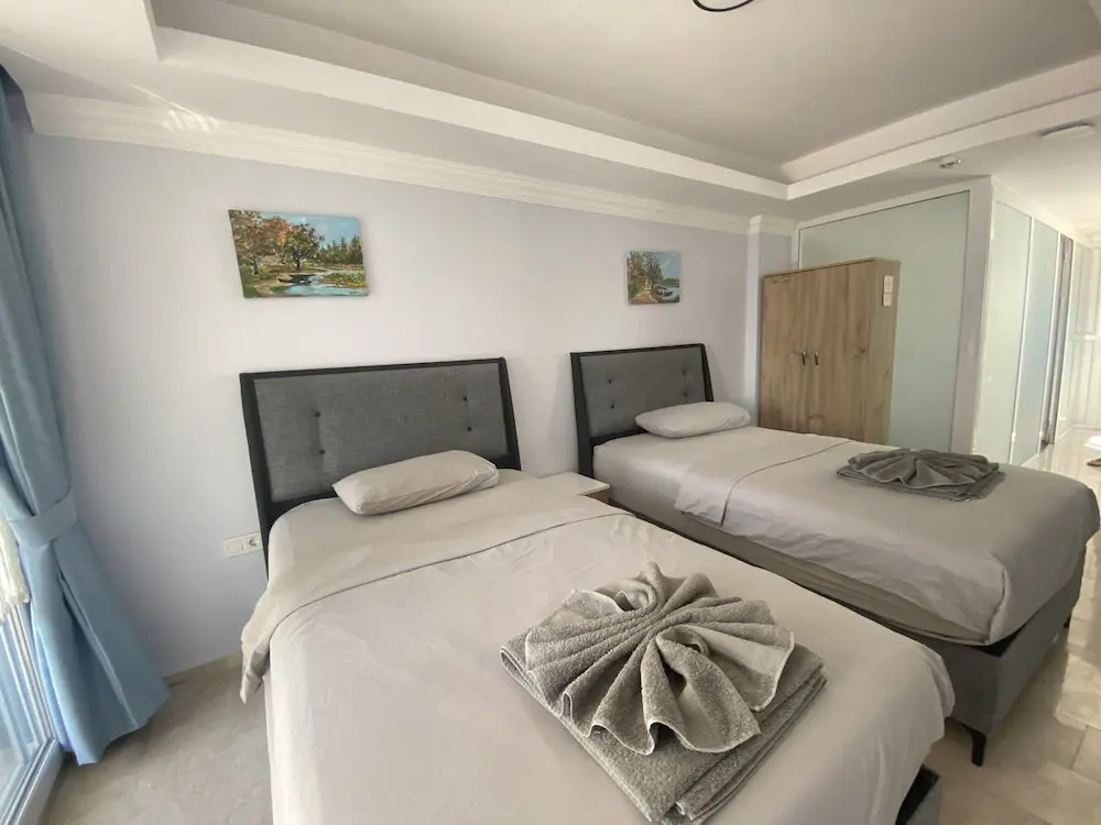 Economy Double room (twin beds)