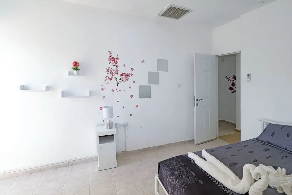 Economy Double room with balcony and with sea view (full double bed)