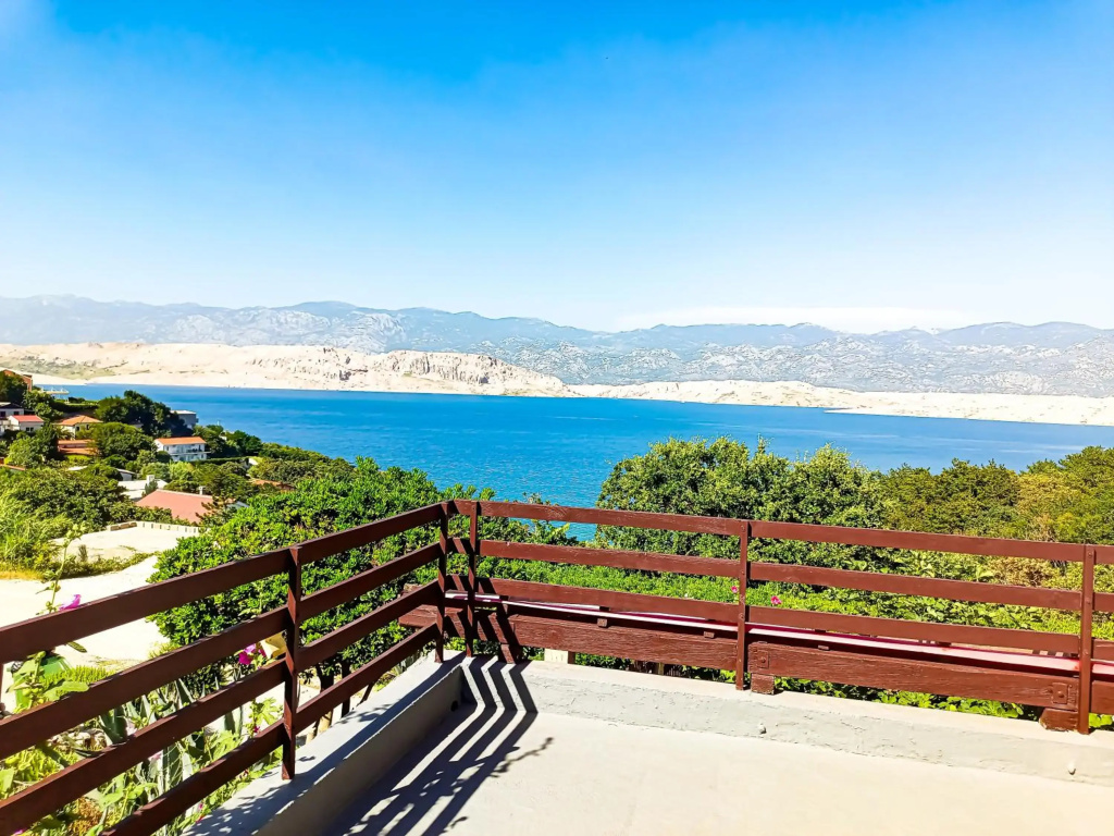 Villa Mila holiday house with private beach