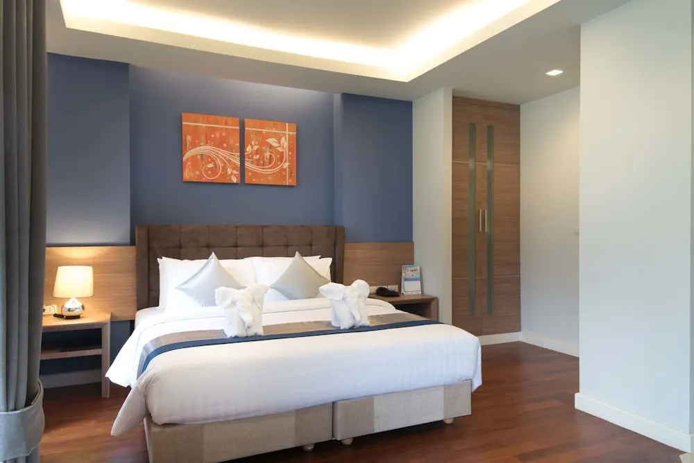 Green Ville Laguna Hotel — 1