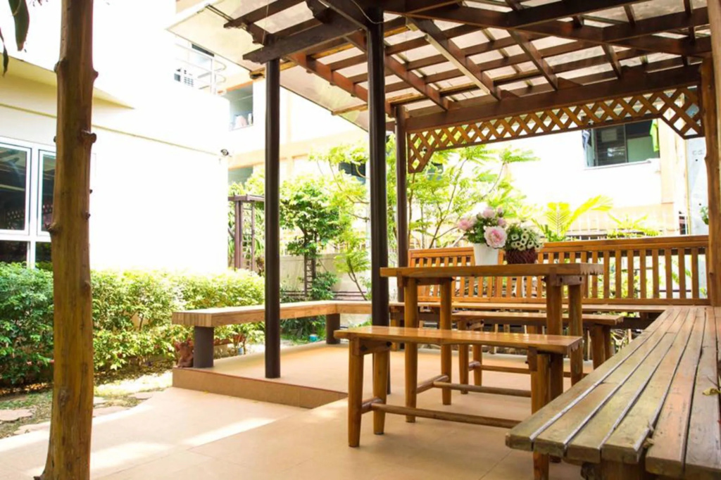 Balcony & Terrace
