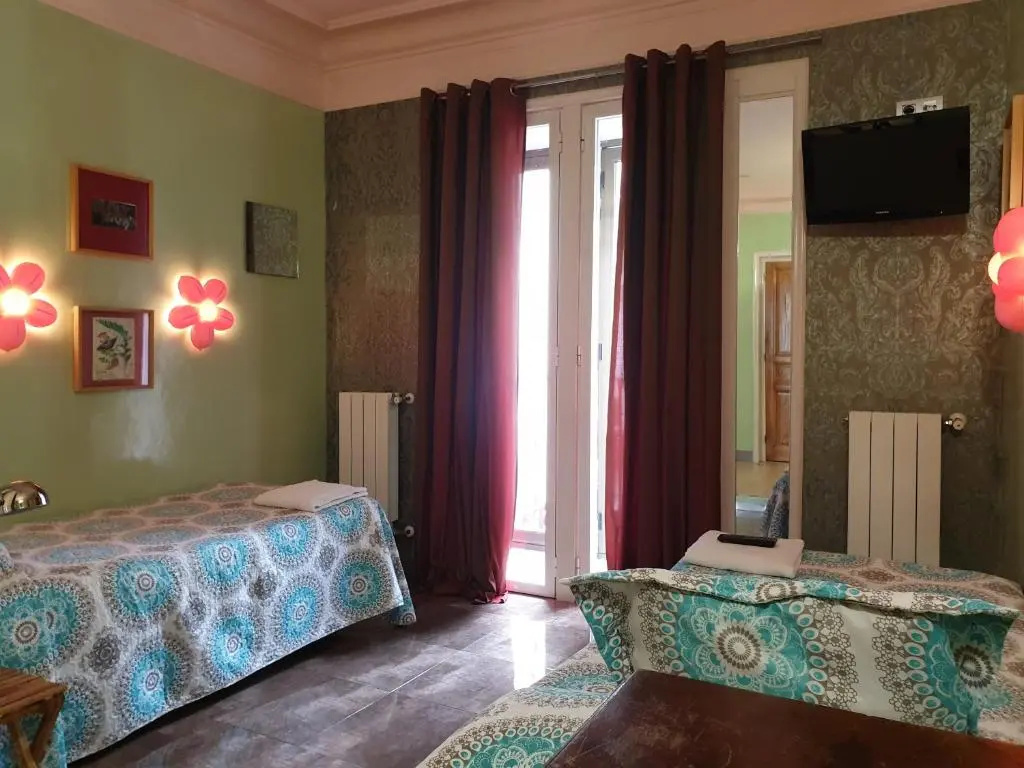 Standard Double room (twin beds)