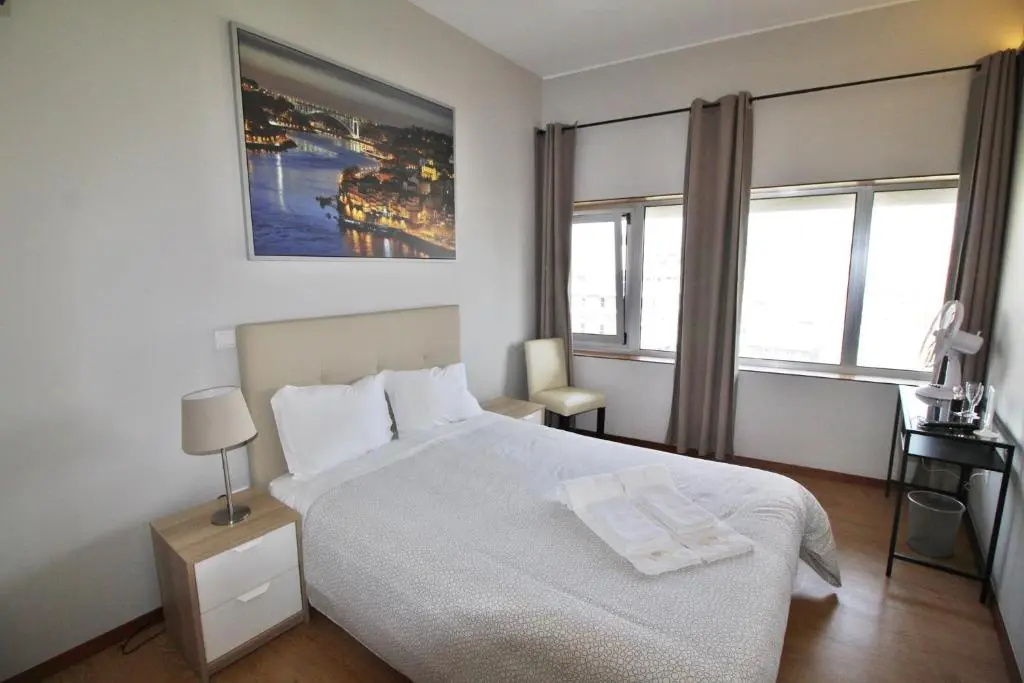 Oporto Trindade Residence