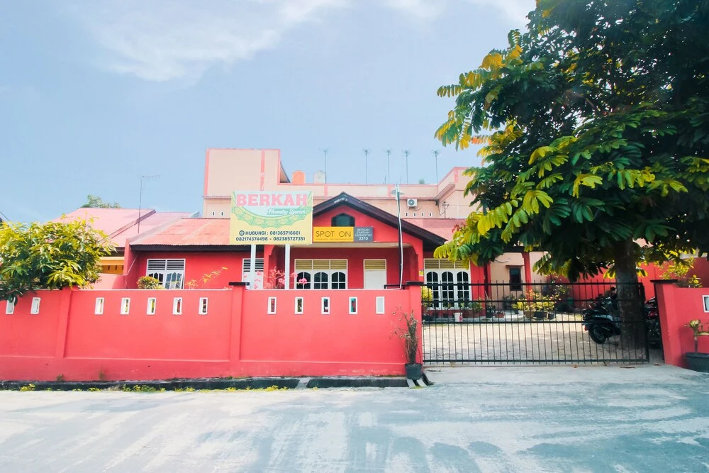 Berkah Homestay Syariah by OYO Rooms