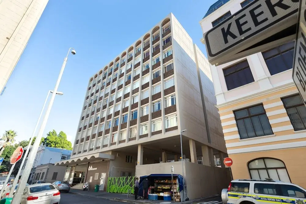 66 Keerom 715