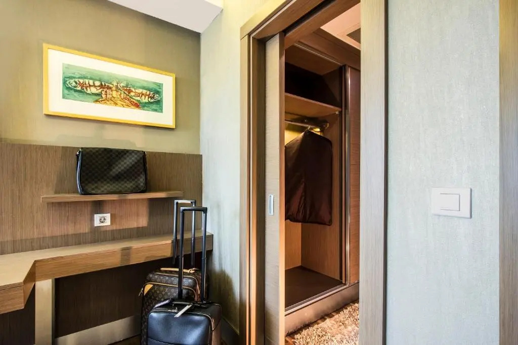 Люкс Residential с гидромассажной ванной и парилкой в Avantgarde Urban Levent