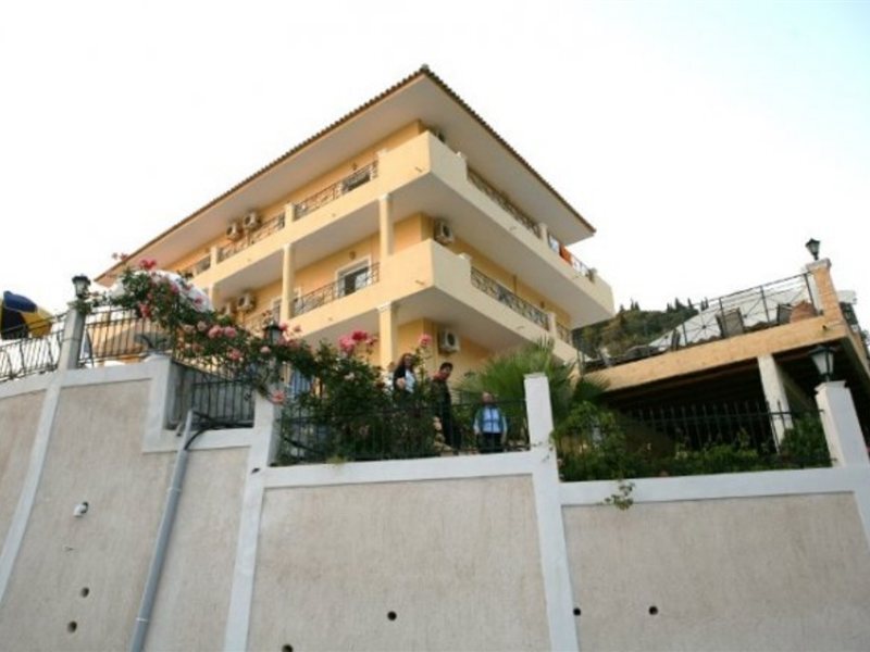 Alonakia