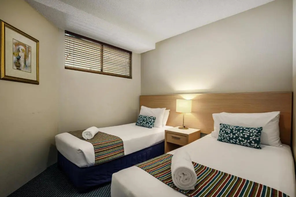 2 Bedrooms Apartment