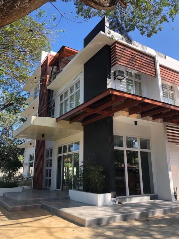 Bambu Suites