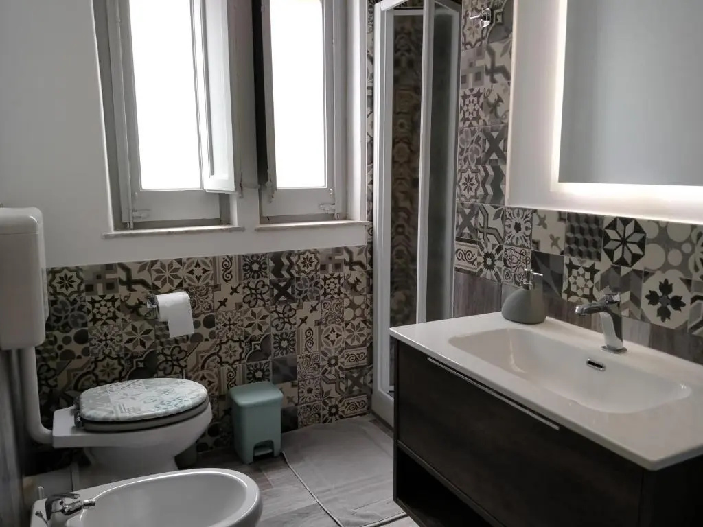 Comfort room
