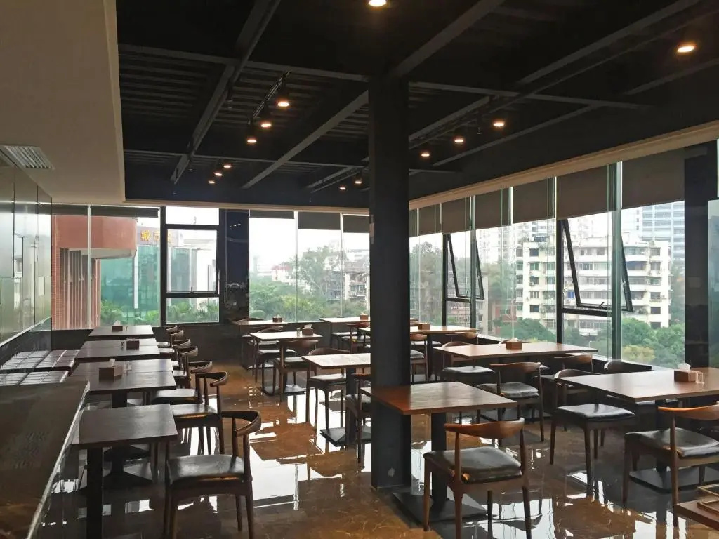 Food & Beverage