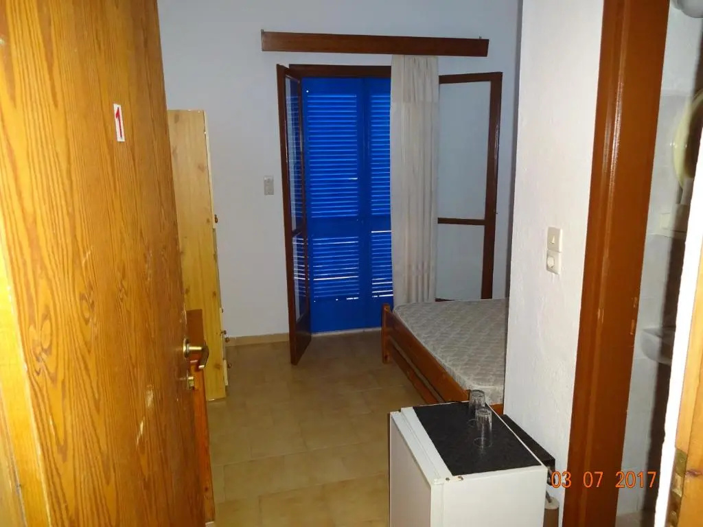 Economy Double room (full double bed)