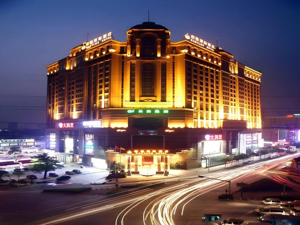 Babylon Hotel